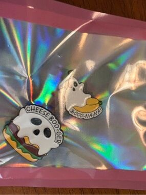 Collectible pins